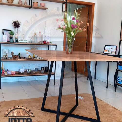 Mesa para Sala de Estar