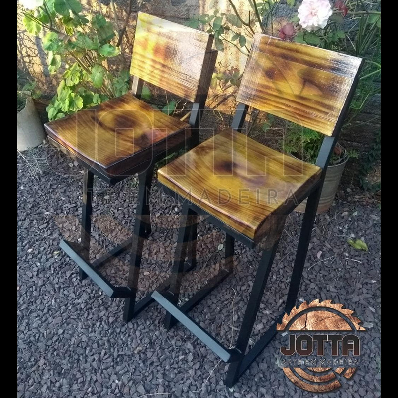 Banqueta com Encosto